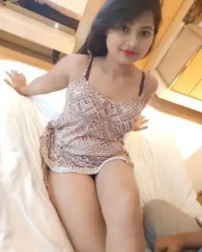 Call Girls in Tilak Nagar